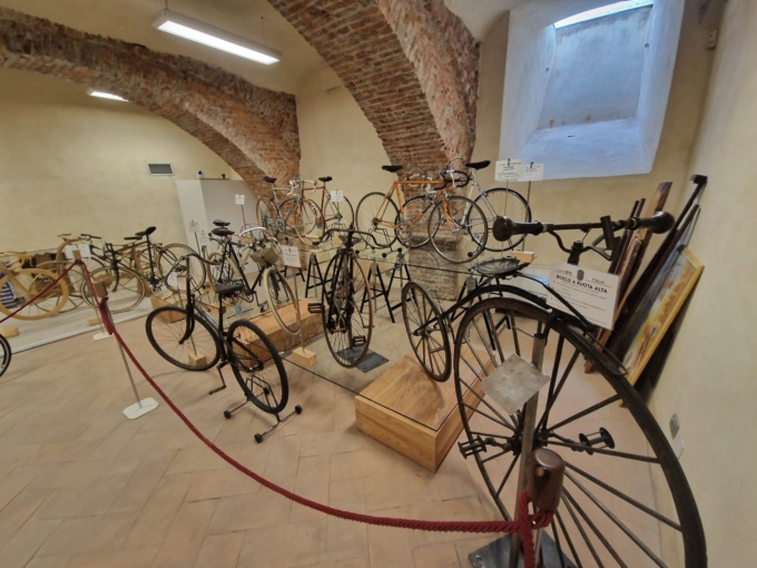 Il Museo didattico del legno omaggia la bicicletta