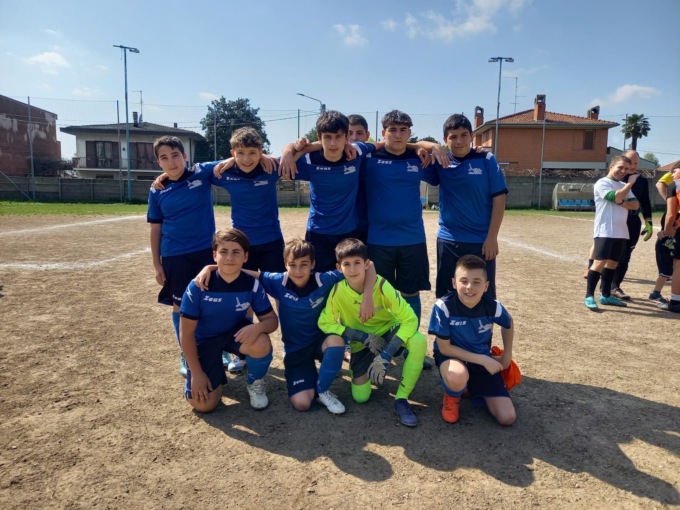Seveso: l'Asd Altopiano organizza la partita dei papà