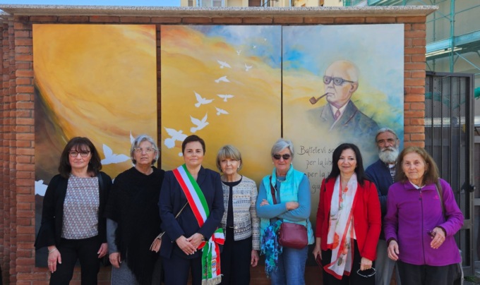 L’eredità di Sandro Pertini vive nella “sua” piazza