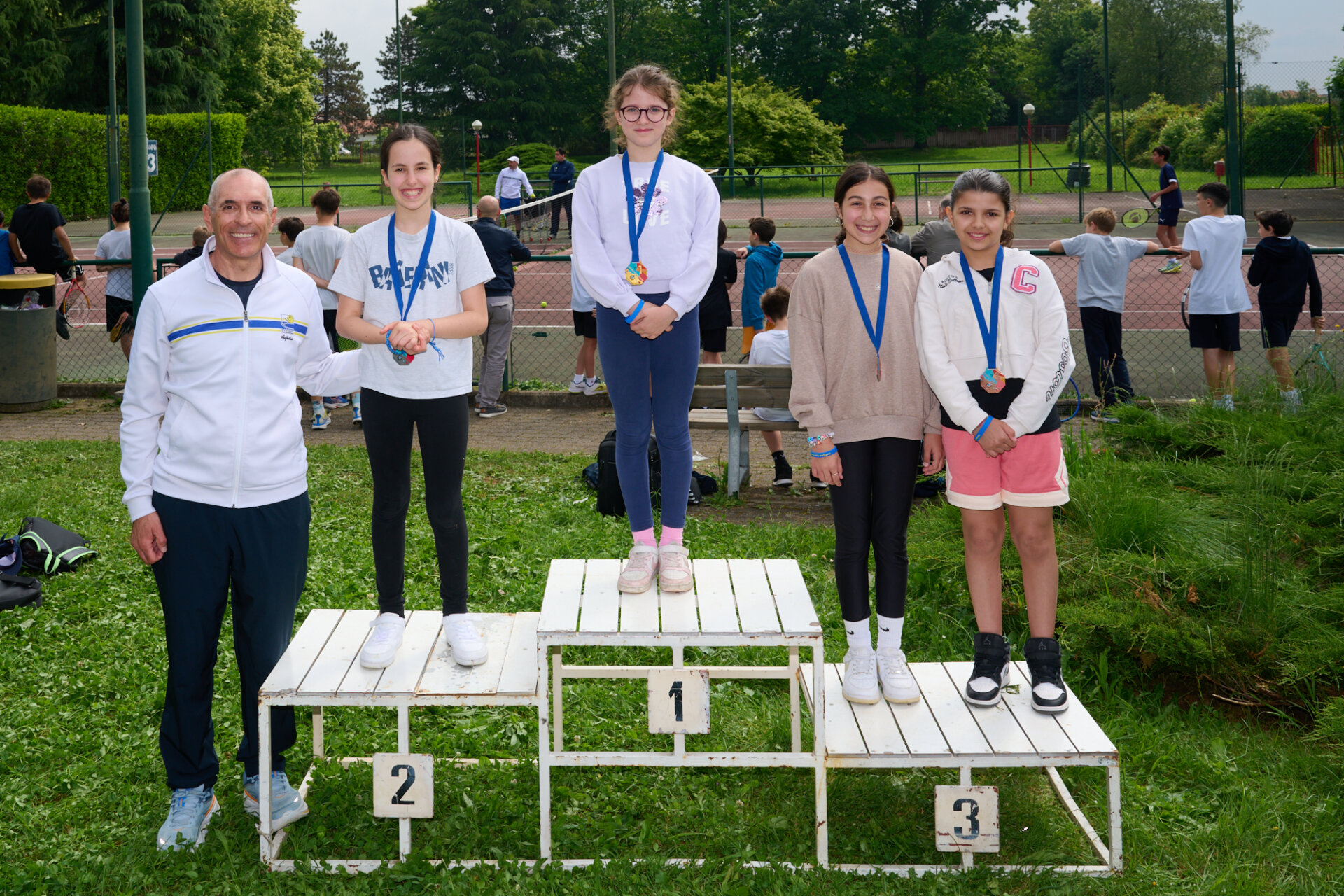 - Campionati studenteschi di tennis.