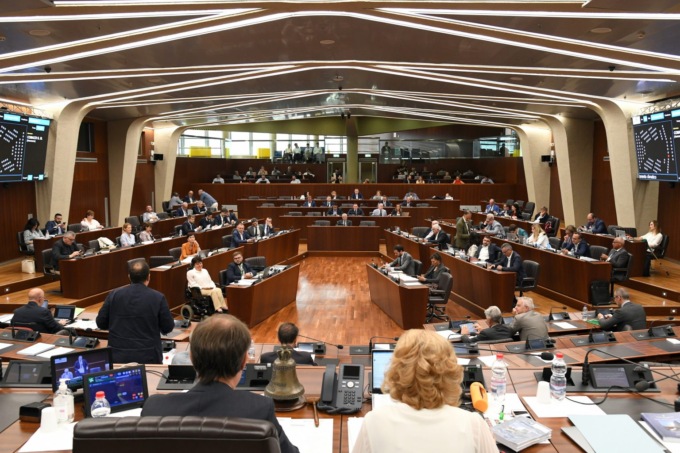 StMicroelectronics, la mozione del Pd approvata all’unanimità in Consiglio Regionale