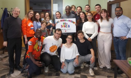 Il saluto della comunità al diacono Jeremie che diventerà prete in Ciad