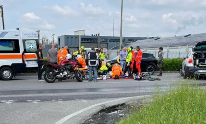 Non ce l'ha fatta la pensionata investita mercoledì in bici da un camion