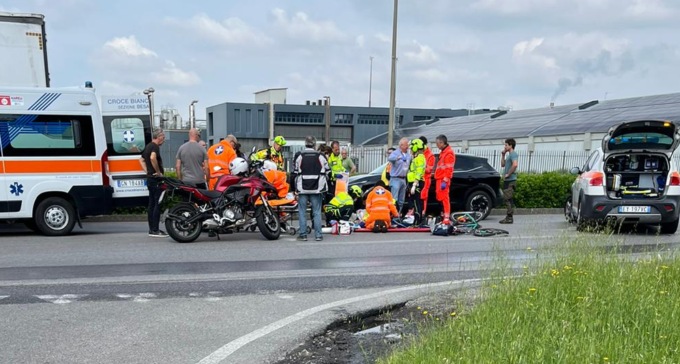 Non ce l’ha fatta la pensionata investita mercoledì in bici da un camion