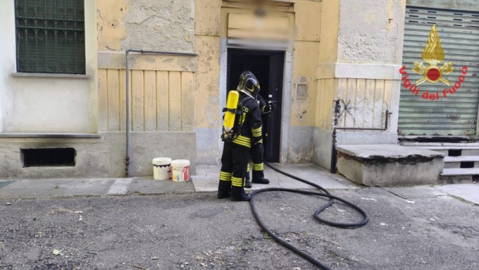 Incendio in cantina, Vigili del Fuoco al Villaggio Snia