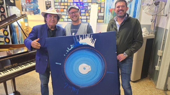Al Bano a Meda per ritirare un regalo speciale
