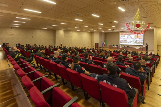 Veicoli a mobilità sostenibile, Vigili del fuoco a confronto sugli interventi in caso di incidente