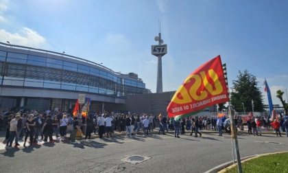 Crisi StMicroelectronics, giornata di sciopero allo stabilimento di Agrate