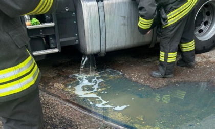 Sversamento di gasolio, chiusa via Cesare Battisti