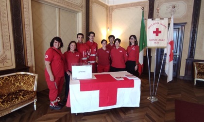 Il Teatro Belloni ospita due spettacoli dedicati alla Croce Rossa e una raccolta fondi per il Comitato desiano
