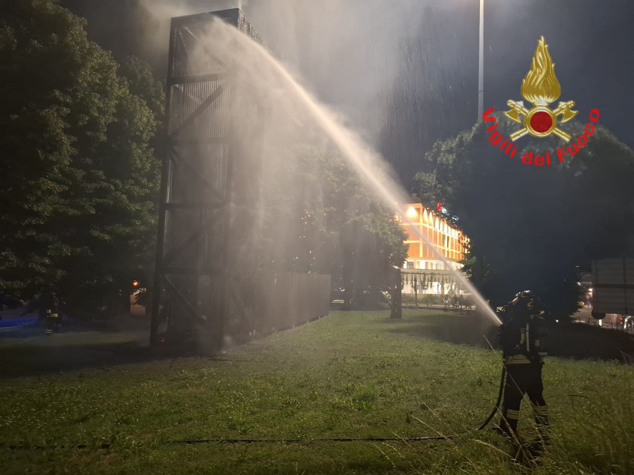 Lissone incendio vigili del fuoco moVe