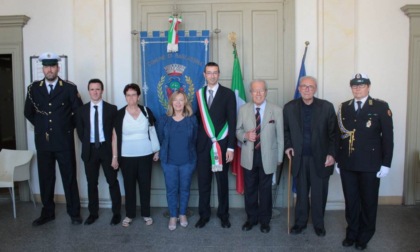 Addio al tenore Luis Alva, cittadino benemerito