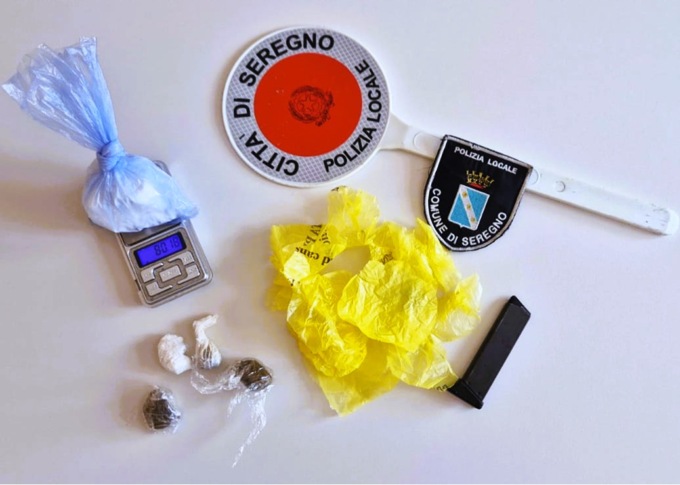 Droga anche nelle mutande, arrestato un 26enne monzese