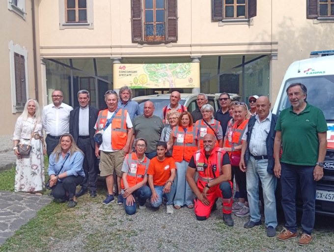 Premio i volontari e inaugurazione della nuova ambulanza