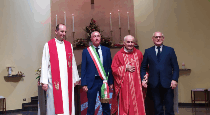 Festa per don Angelo, ma due preti lasceranno la città