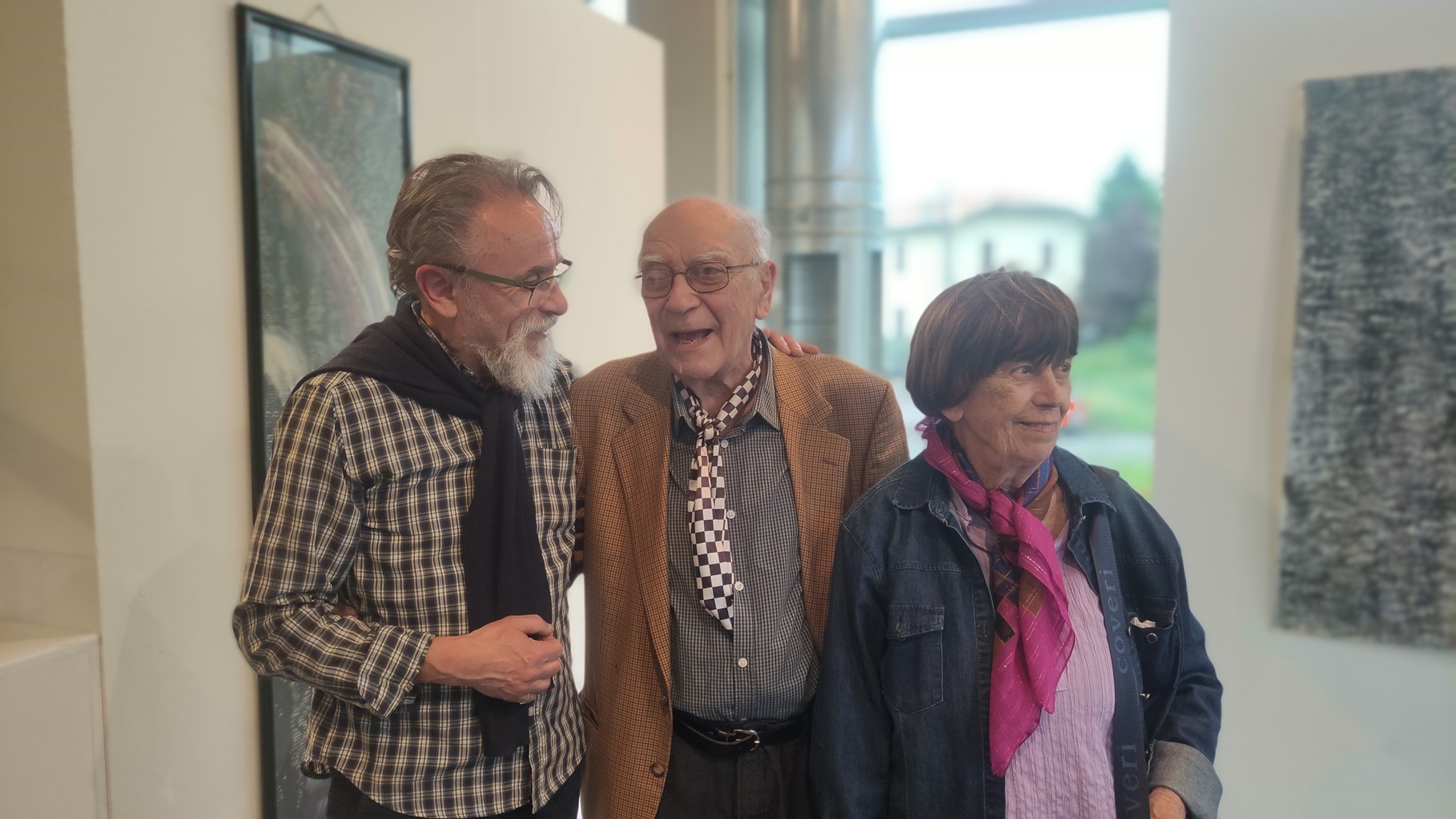 Da sx il co-curatore Armando Fettolini, Gino Gini e Fernanda Fedi