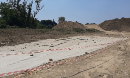 Dagli scavi per la vasca di laminazione spunta... un cimitero di fine '800