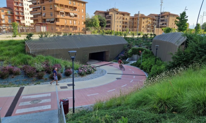 Frontale tra ciclisti nel sottopasso: è morto il 72enne arcorese coinvolto nell’incidente
