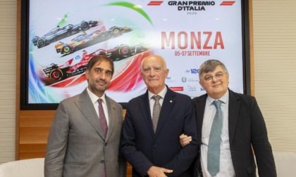 Il poster della 96esima edizione del Gp, un elogio al "Senso della velocità"