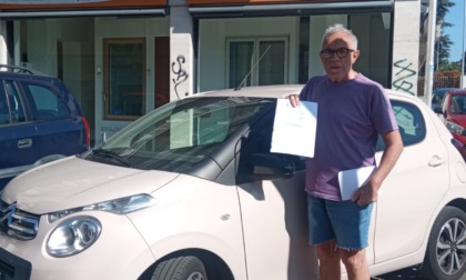 Multato per colpa della targa rubata