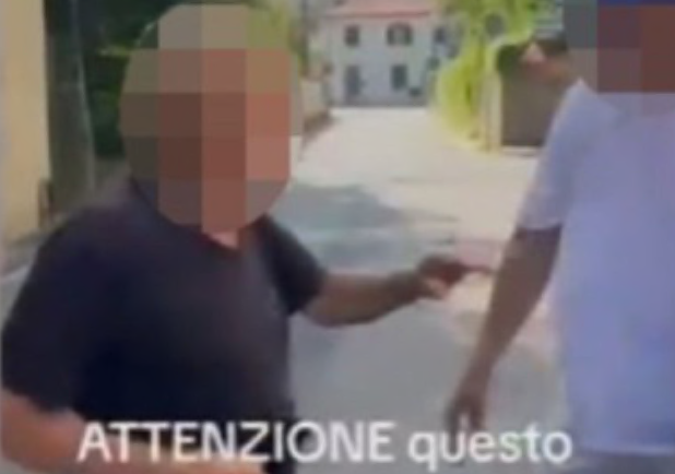 Molestie a una ragazza fuori da scuola, 79enne denunciato dai Carabinieri