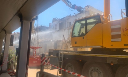 Va giù la storica casa Rocca