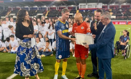 Anche il Presidente del Consiglio regionale in campo per la "Partita del Cuore"