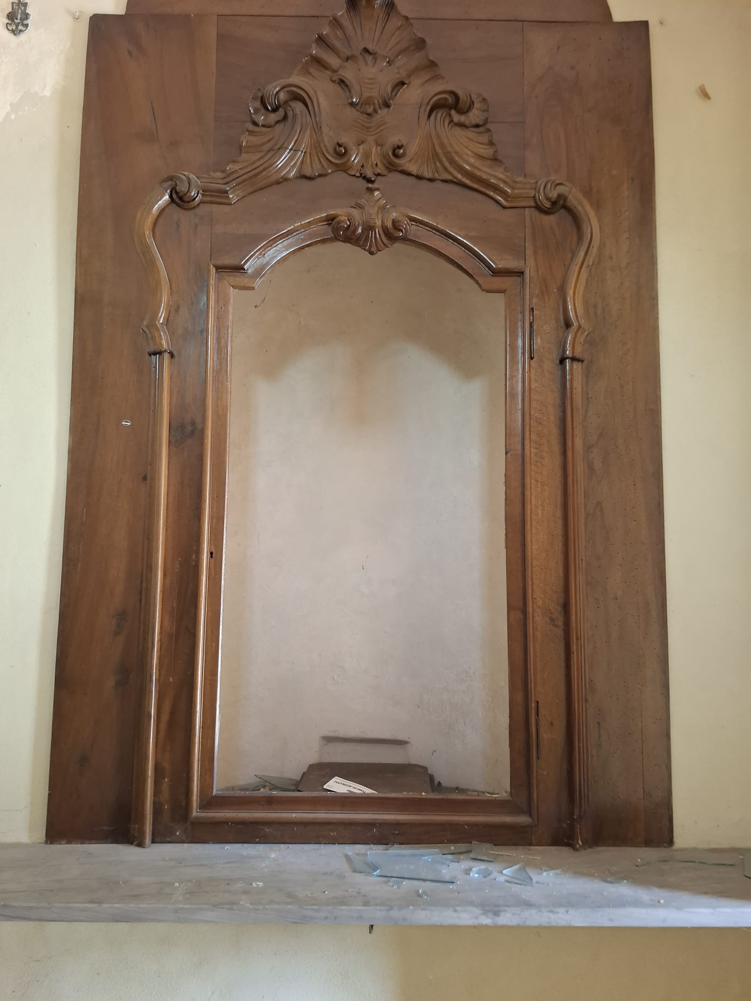Limbiate vandalismo oratorio chiesetta san Francesco