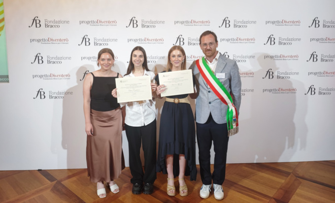 Clara e Arianna premiate alla Scala da Fondazione Bracco