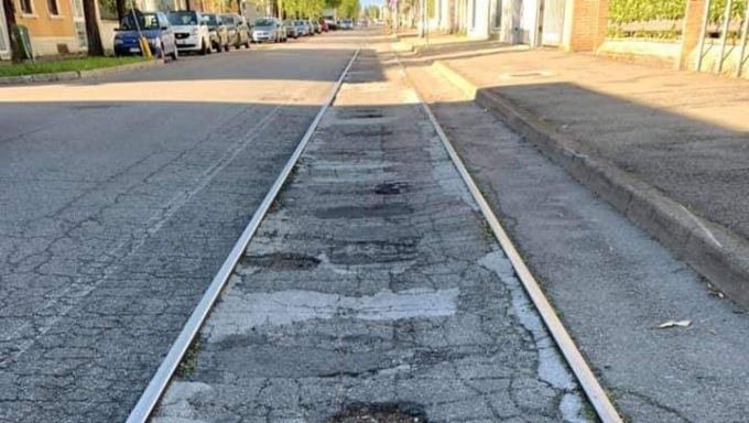 Le vecchie rotaie saranno rimosse prima della fine dei cantieri di metrotranvia