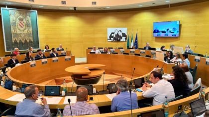 Variazione di bilancio da cinque milioni di euro: la nuova Amministrazione punta sul centro e nuovi spazi per i giovani