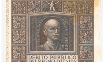 Tra i libri del padre trova Bot del 1950 che oggi valgono almeno 118 mila euro