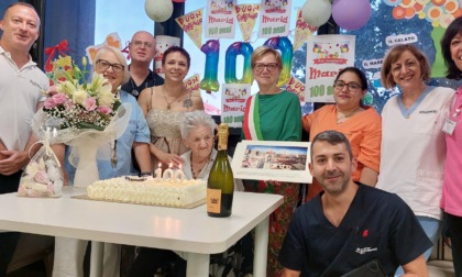 Grande festa per Mariuccia centenaria