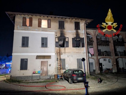 giussano, incendio in via statuto