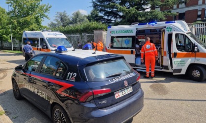 Furibonda lite tra richiedenti asilo nell'ex convento, spunta anche un taglierino