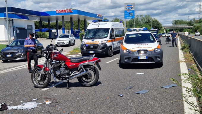 Tamponamento sulla “Bananina”: grave un centauro, arriva anche l’elisoccorso