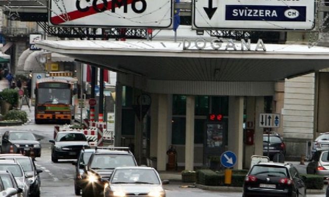 Dogana chiusa per festa nazionale