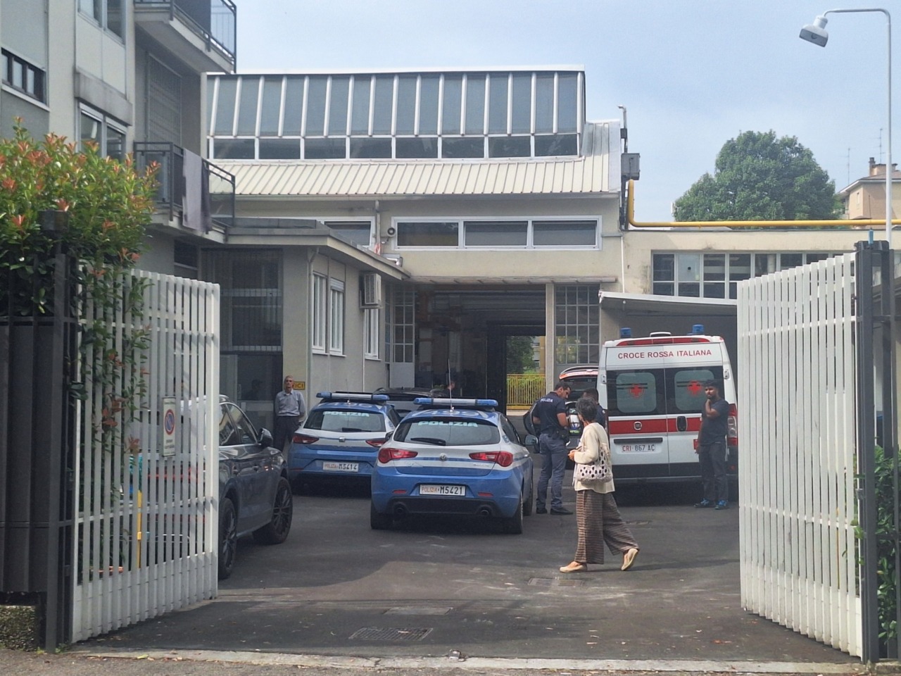 Tragedia in fabbrica, morto un operaio