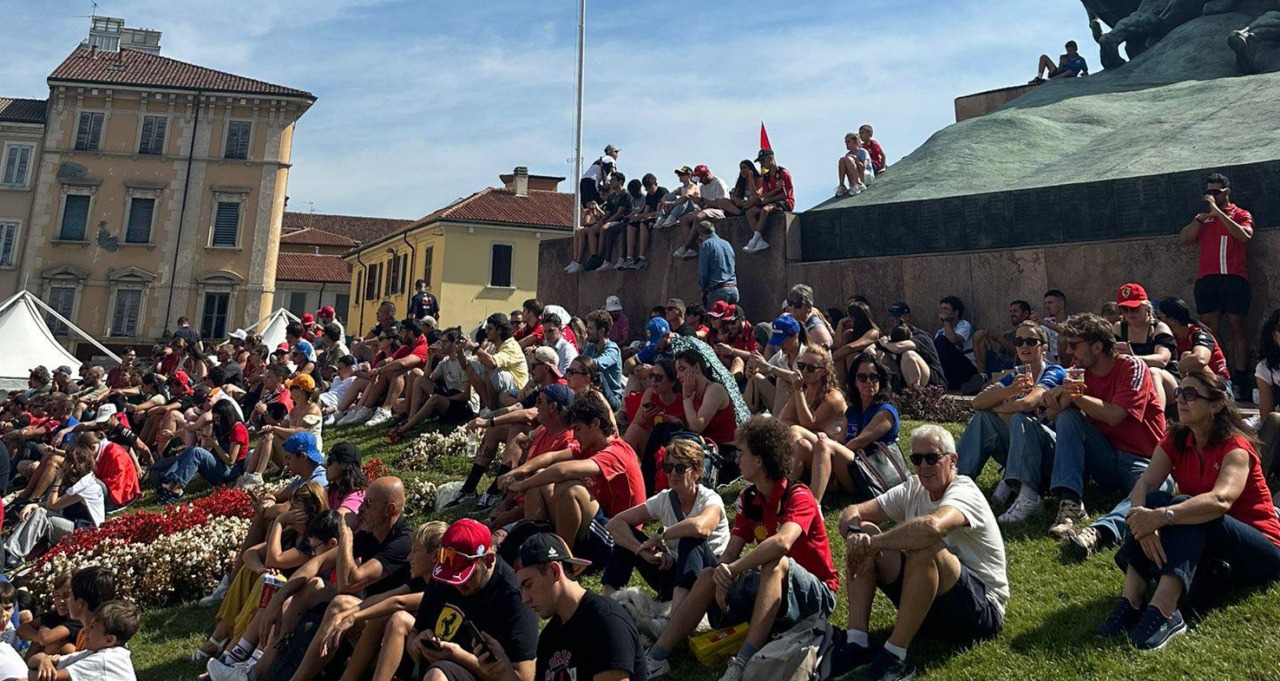 Vandalizzato il Monumento ai Caduti, l’assessore promette: «Sarà tutelato»