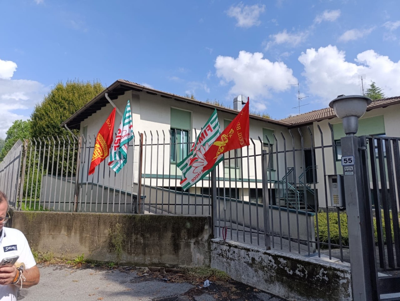 La Stäubli di Carate Brianza trasloca e annuncia 45 esuberi nel sito produttivo