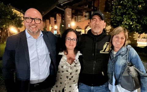 Ramazzotti ospite alla “Camilla”: tre giorni per imparare ad andare a cavallo
