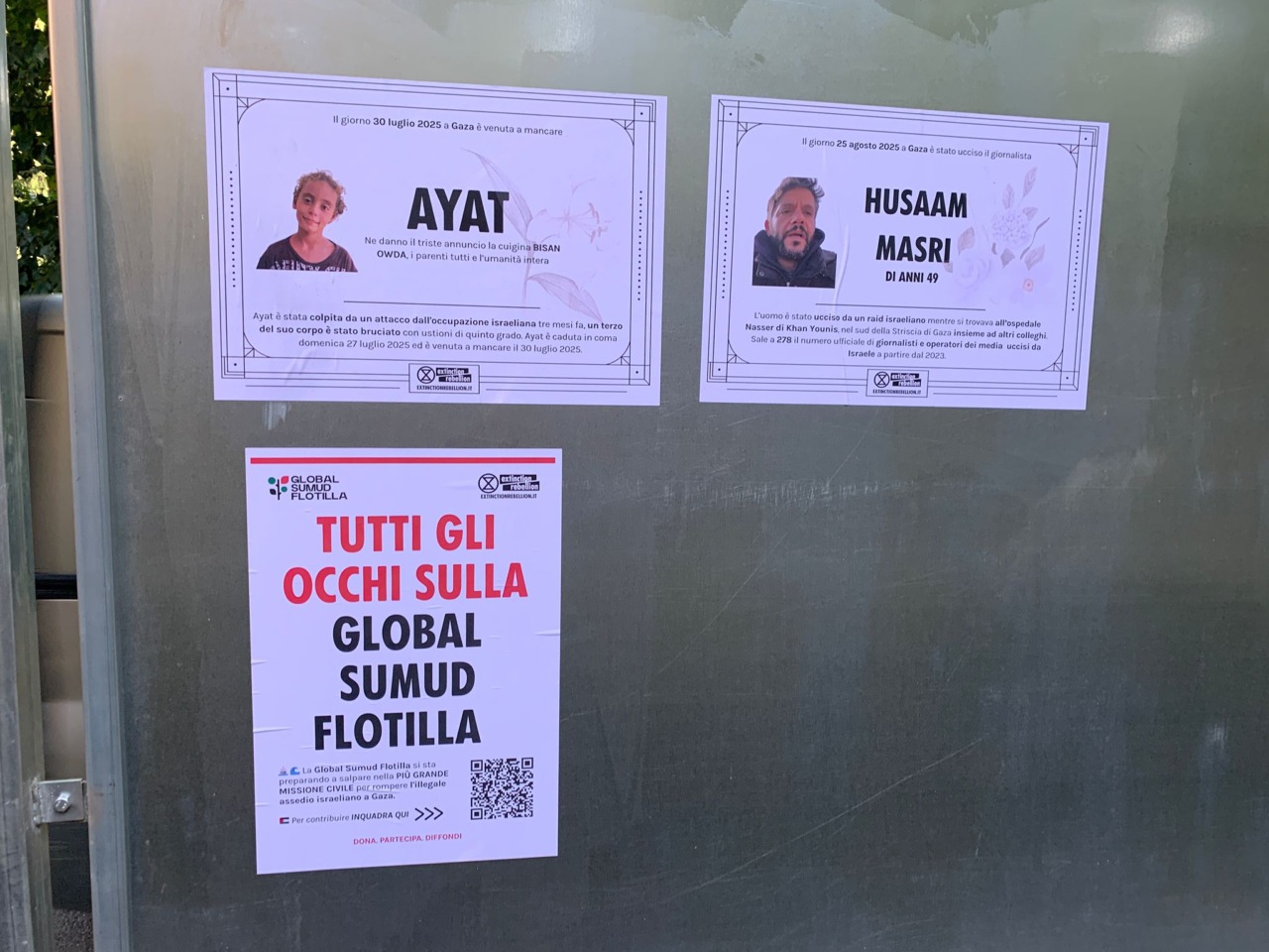 In città spuntano le epigrafi per i morti di Gaza
