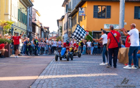 Weekend dedicato ai motori con simulatori di guida e gare di kart a pedali