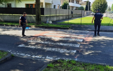 Grave anziano investito da un’auto