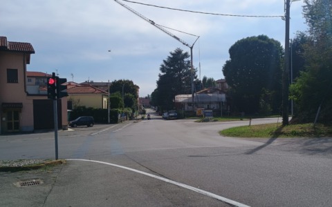 Incrocio tra via Manara e viale Europa, a breve lavori all’impianto semaforico