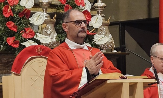 La “Madonna del Carmine” ha il suo nuovo parroco: la comunità accoglie don Cristiano