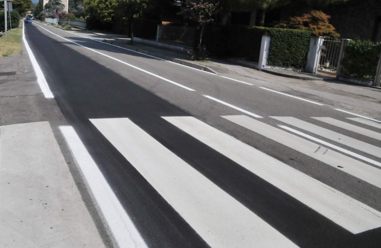 Sostituzione e potenziamento della segnaletica su 30 chilometri di strade urbane