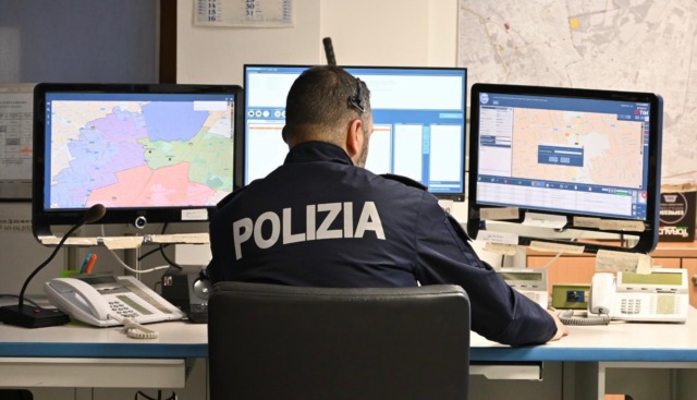 Assalto a due stazioni di servizio in Svizzera, catturato in Brianza uno dei banditi