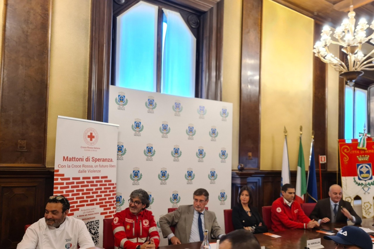 Otto maestri di cucina brianzoli si uniscono contro la violenza di genere