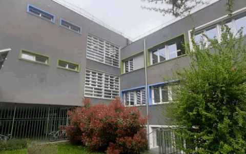 La scuola media Ardigò avrà un ascensore